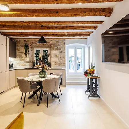New, Modern Evala Apartment