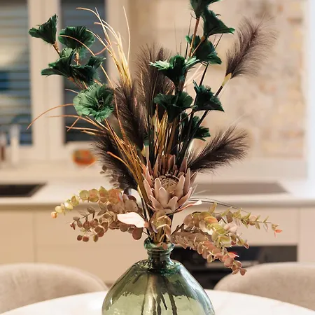 Evala Apartment *